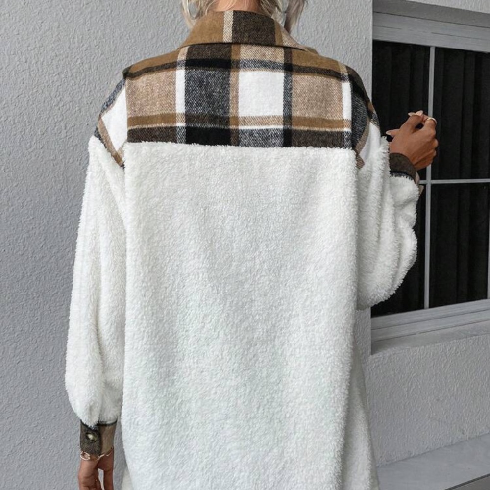 New plaid print button down Teddy jacket - Picture 6 of 7